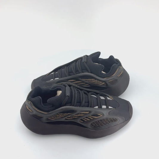 adidas Yeezy 700 V3 Clay Brown - Size 6.5