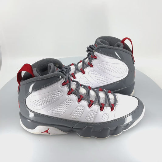 Jordan 9 Retro Fire Red - Size 10.5